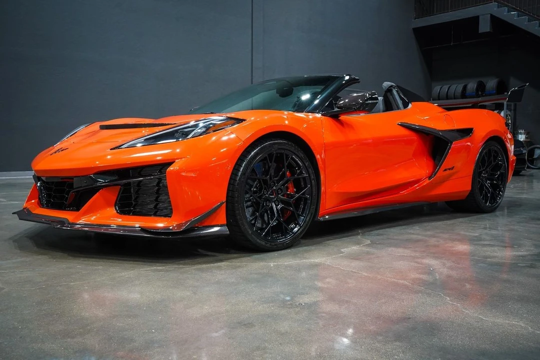 2026 Chevrolet Corvette C8 Z06 - Image 10 of 31