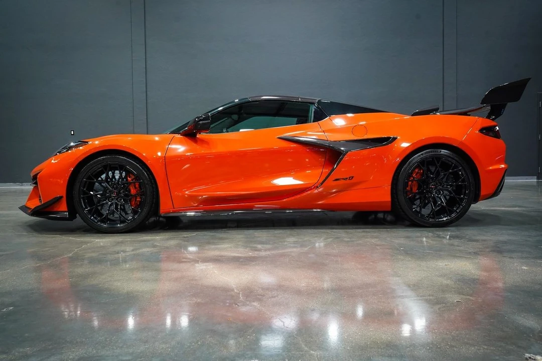 2026 Chevrolet Corvette C8 Z06 - Image 20 of 31
