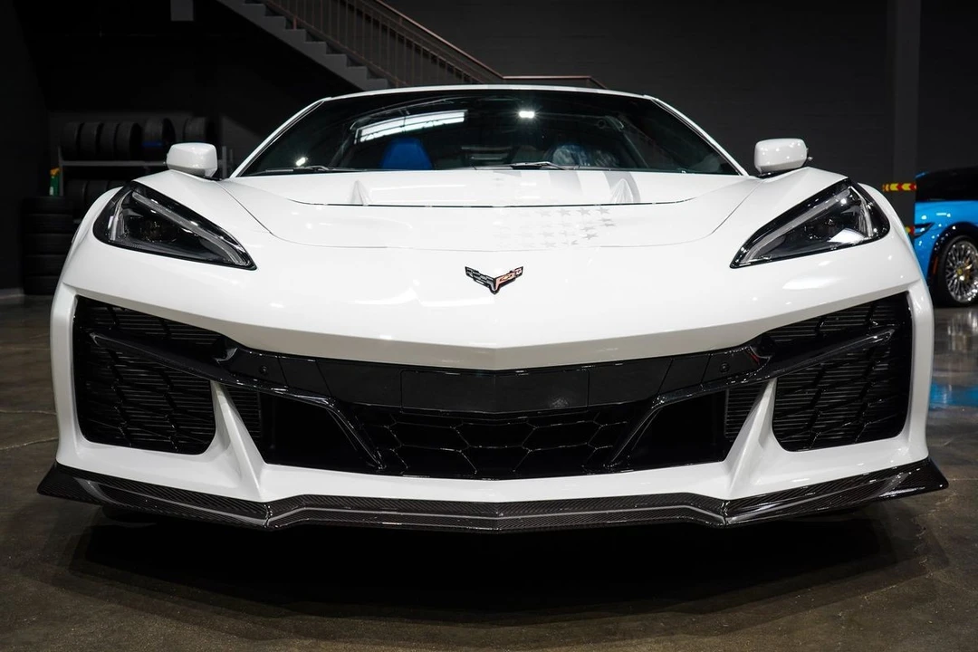 2026 Chevrolet Corvette C8 Z06 - Image 19 of 31