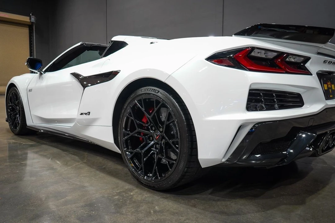 2026 Chevrolet Corvette C8 Z06 - Image 12 of 31