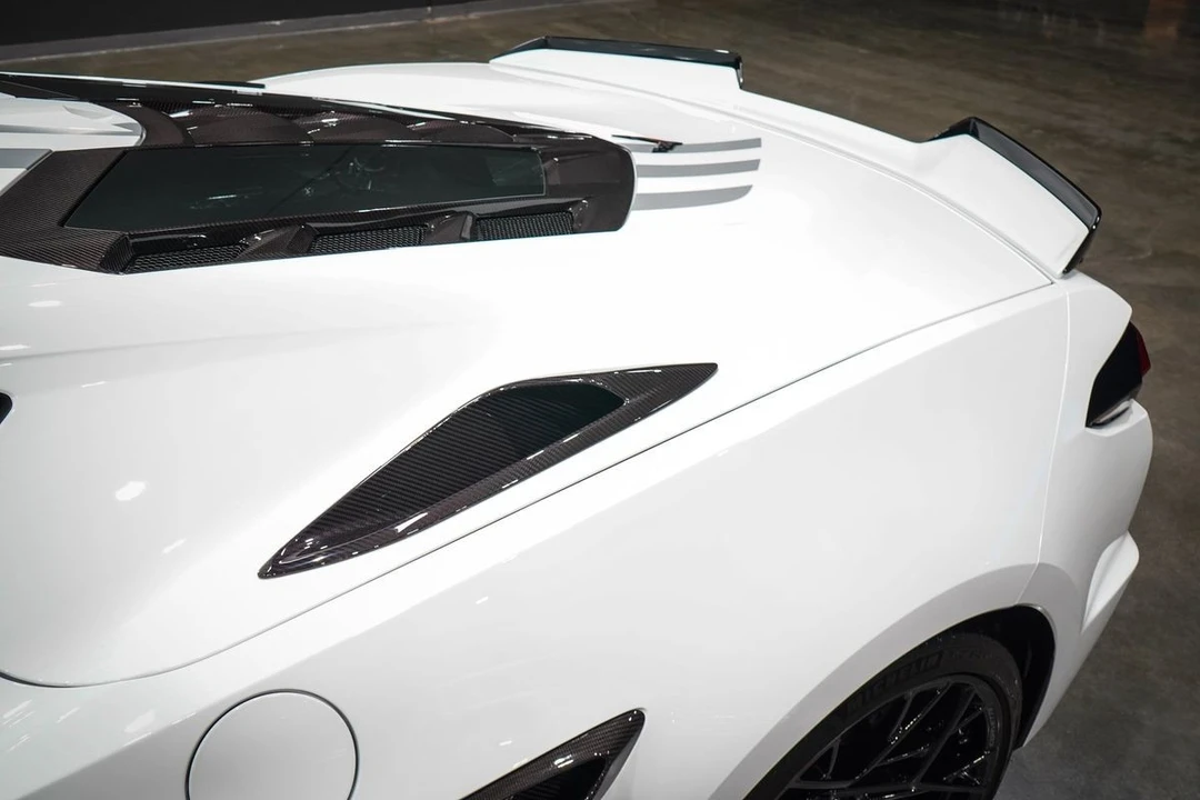 2026 Chevrolet Corvette C8 Z06 - Image 30 of 31