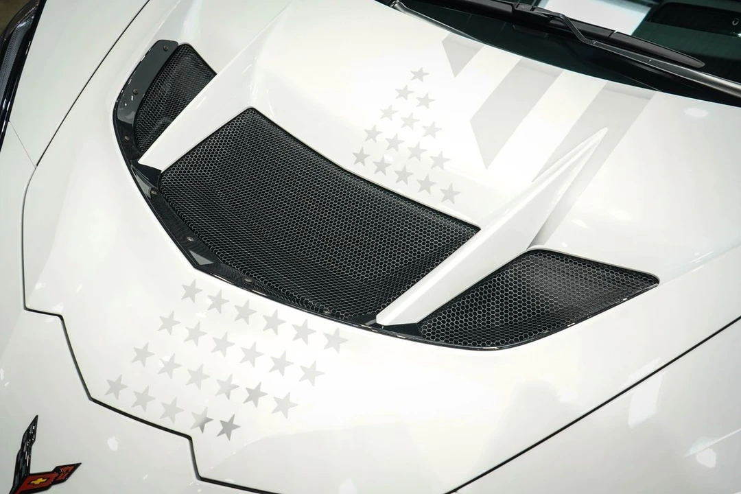 2026 Chevrolet Corvette C8 Z06 - Image 18 of 31