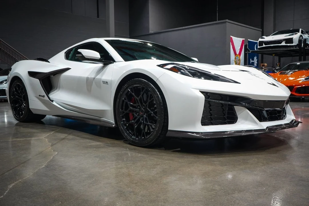 2026 Chevrolet Corvette C8 Z06 - Image 26 of 31
