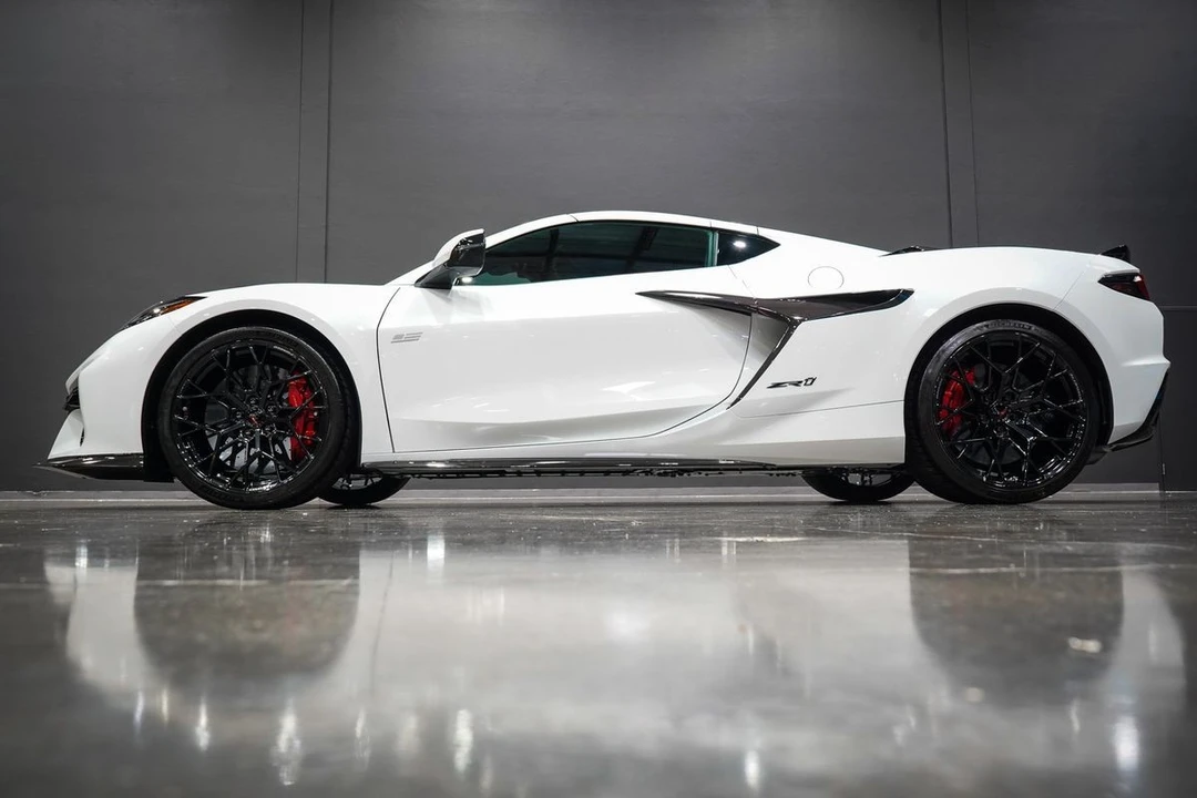 2026 Chevrolet Corvette C8 Z06 - Image 21 of 31