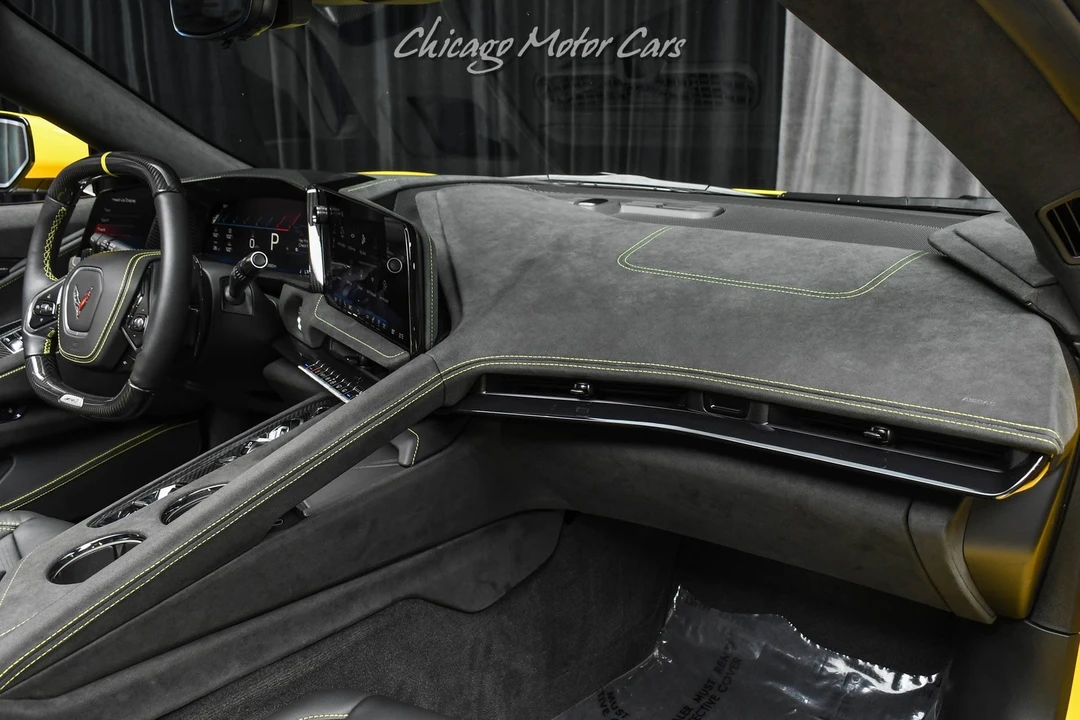 2026 Chevrolet Corvette C8 ZR1X - Image 26 of 31