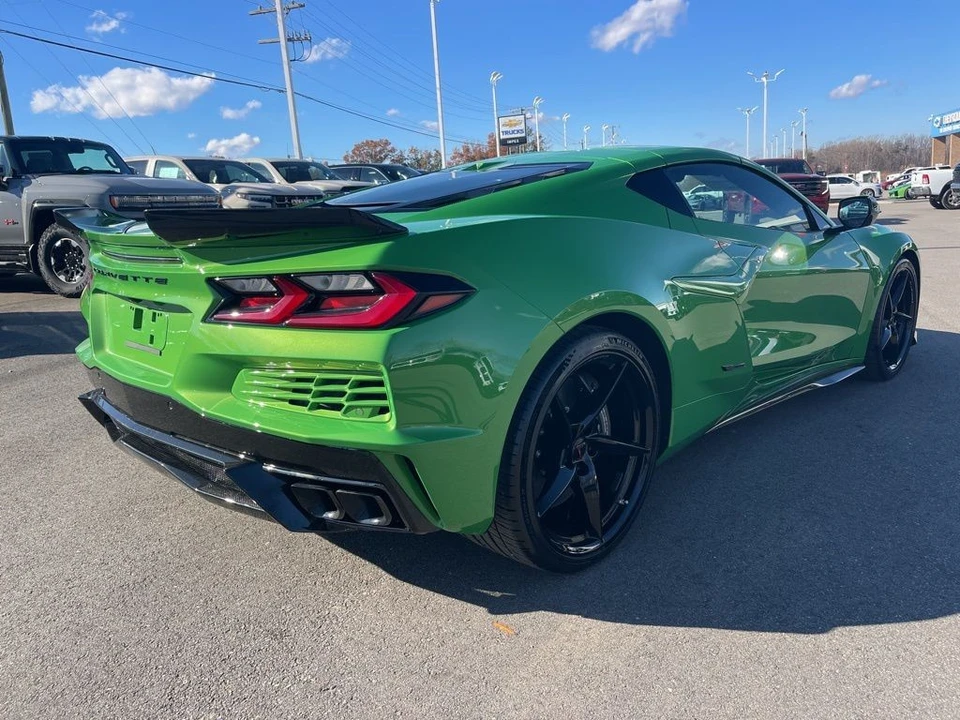 2026 Chevrolet Corvette C8 E-Ray - Image 5 of 12