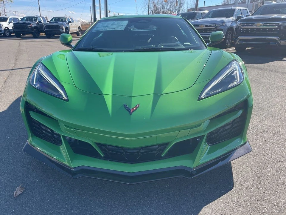 2026 Chevrolet Corvette C8 E-Ray - Image 8 of 12