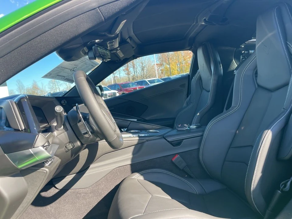 2026 Chevrolet Corvette C8 E-Ray - Image 10 of 12