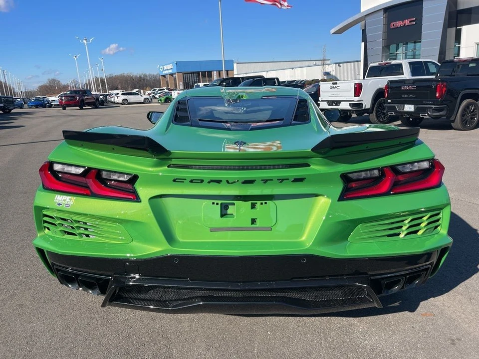 2026 Chevrolet Corvette C8 E-Ray - Image 4 of 12