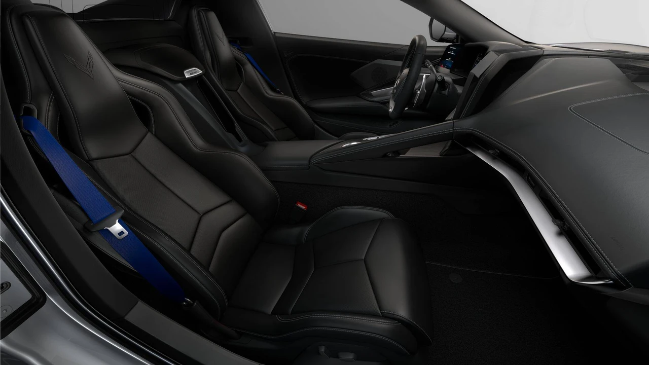2026 Chevrolet Corvette C8 E-Ray - Image 9 of 11