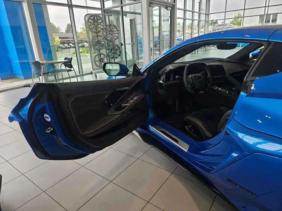 2026 Chevrolet Corvette C8 E-Ray - Image 13 of 17