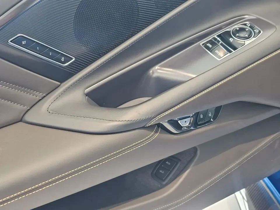 2026 Chevrolet Corvette C8 E-Ray - Image 16 of 17