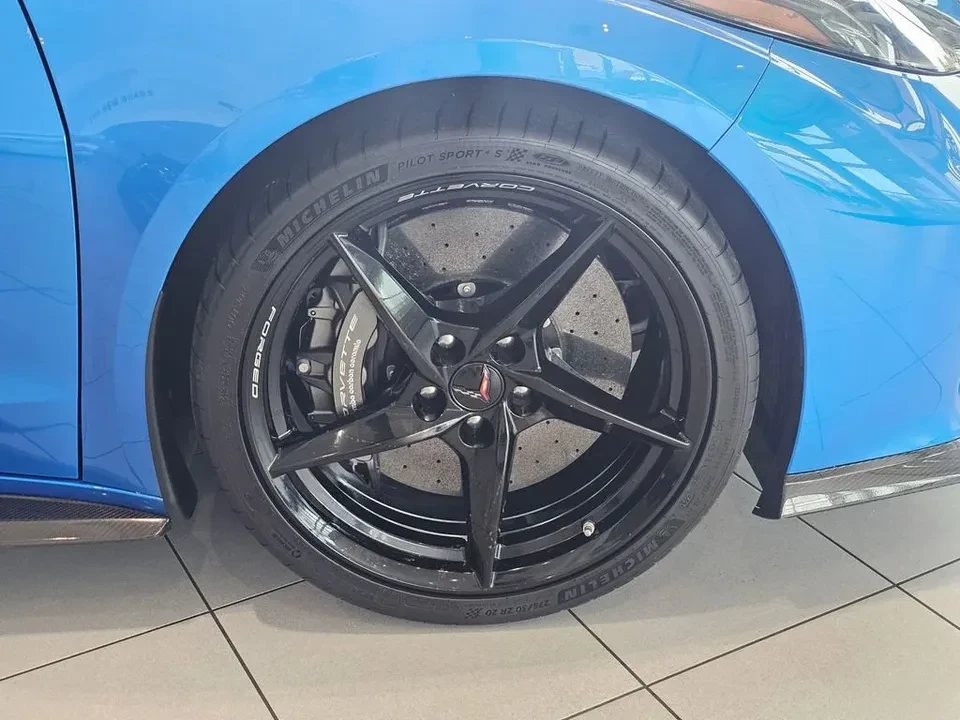 2026 Chevrolet Corvette C8 E-Ray - Image 7 of 17