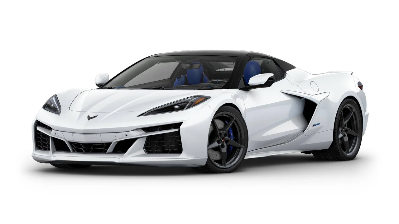 2026 Chevrolet Corvette C8 E-Ray - Image 25 of 31