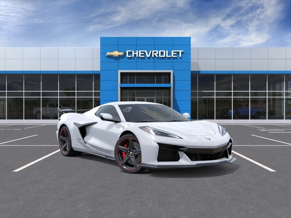 2026 Chevrolet Corvette C8 E-Ray - Image 25 of 31