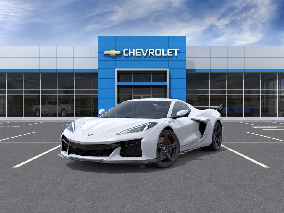 2026 Chevrolet Corvette C8 E-Ray - Image 8 of 31