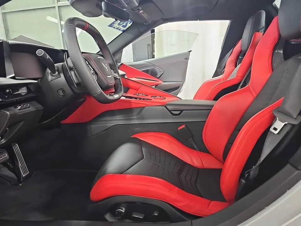 2026 Chevrolet Corvette C8 E-Ray - Image 9 of 15