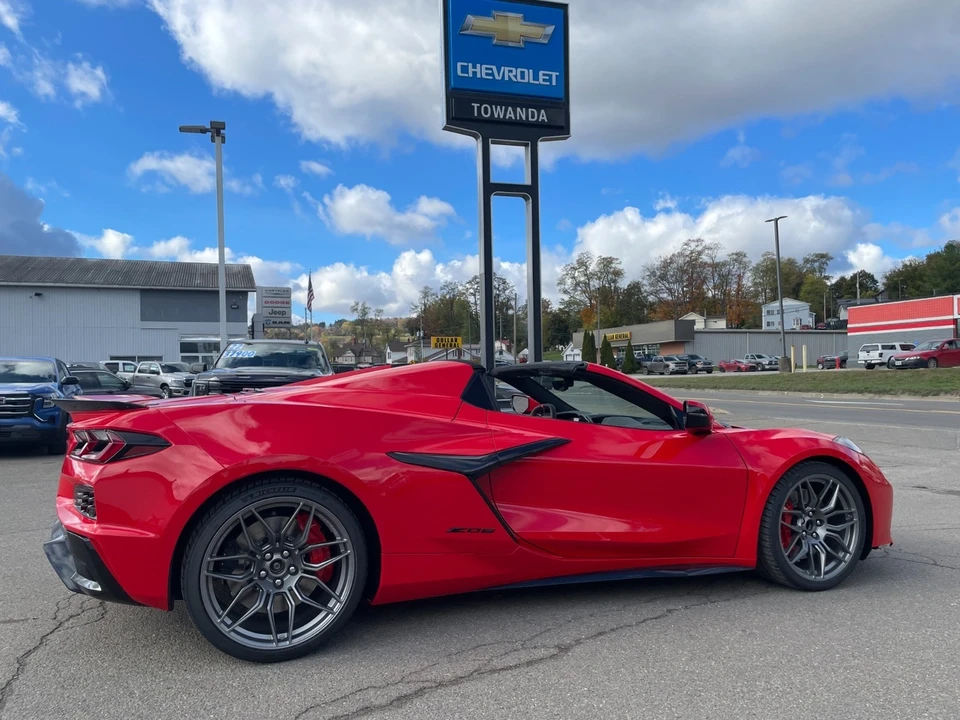2026 Chevrolet Corvette C8 Z06 - Image 14 of 21