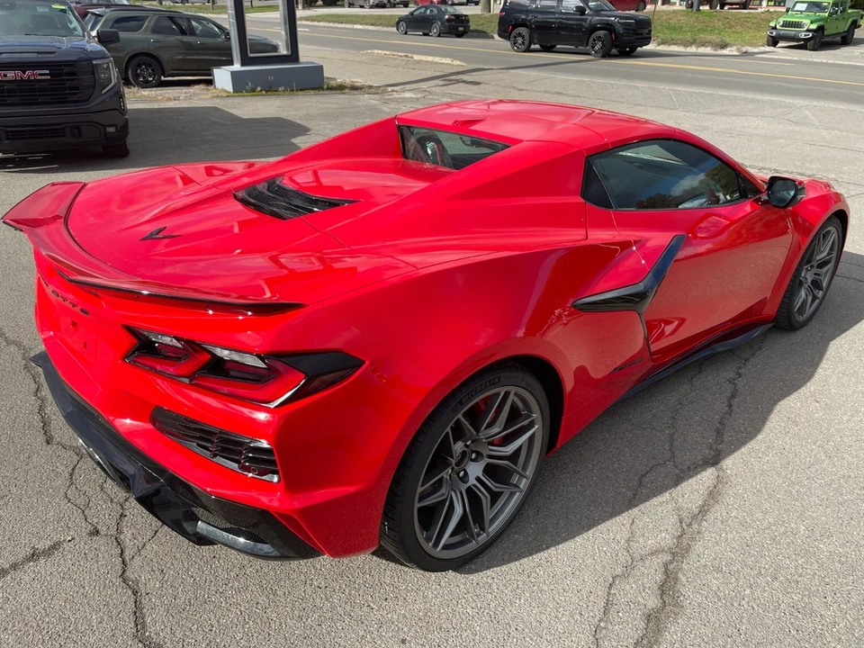 2026 Chevrolet Corvette C8 Z06 - Image 8 of 21