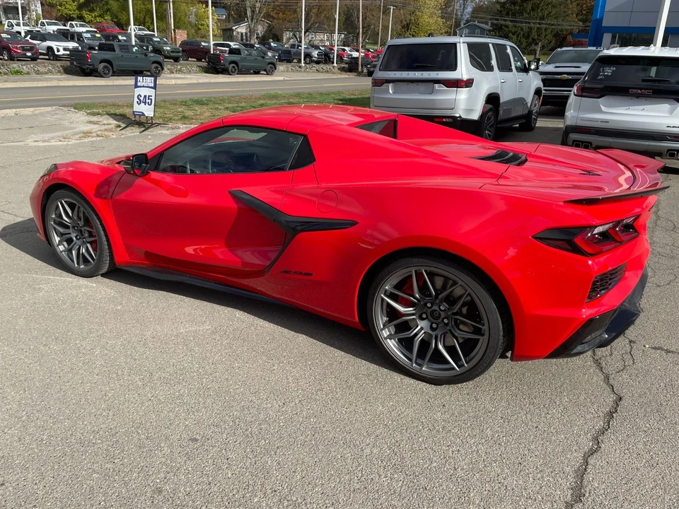 2026 Chevrolet Corvette C8 Z06 - Image 6 of 21