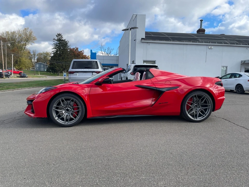 2026 Chevrolet Corvette C8 Z06 - Image 18 of 21