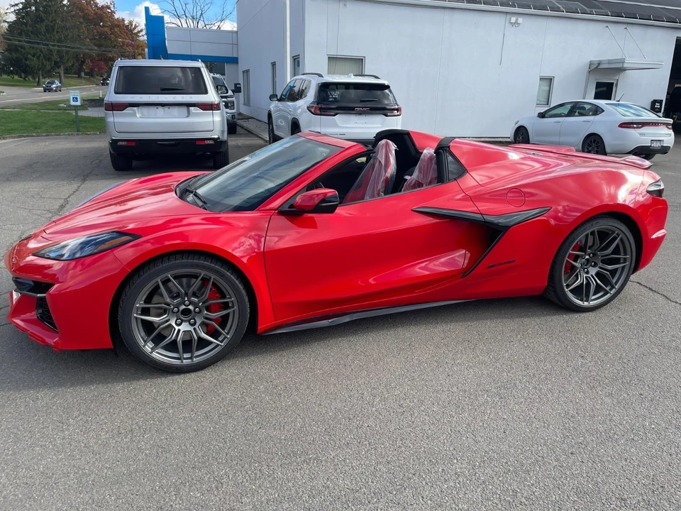 2026 Chevrolet Corvette C8 Z06 - Image 11 of 21