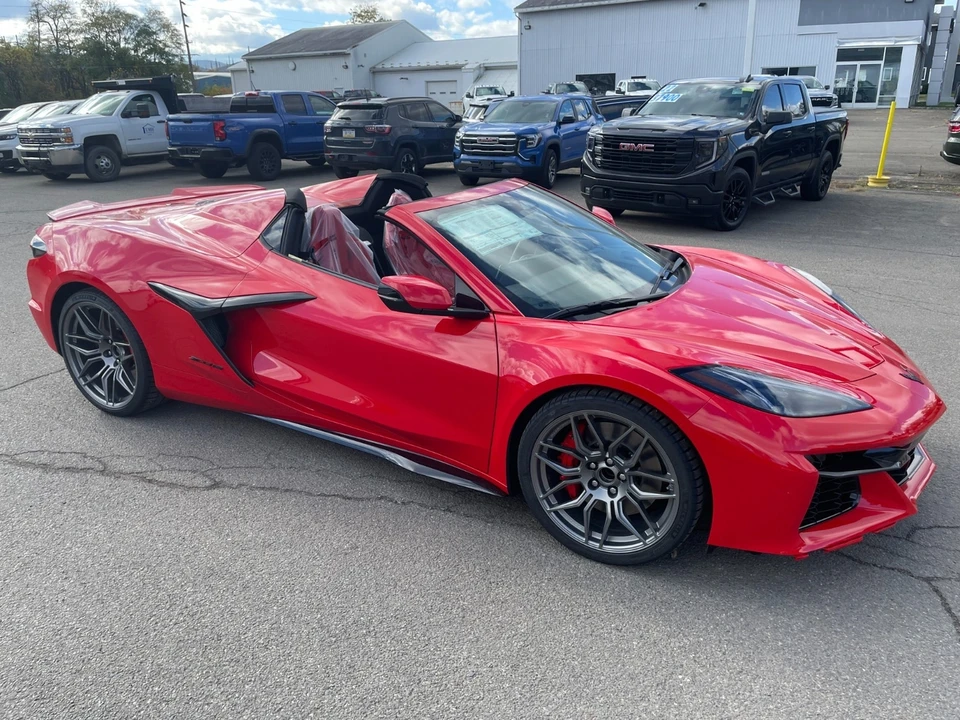 2026 Chevrolet Corvette C8 Z06 - Image 13 of 21