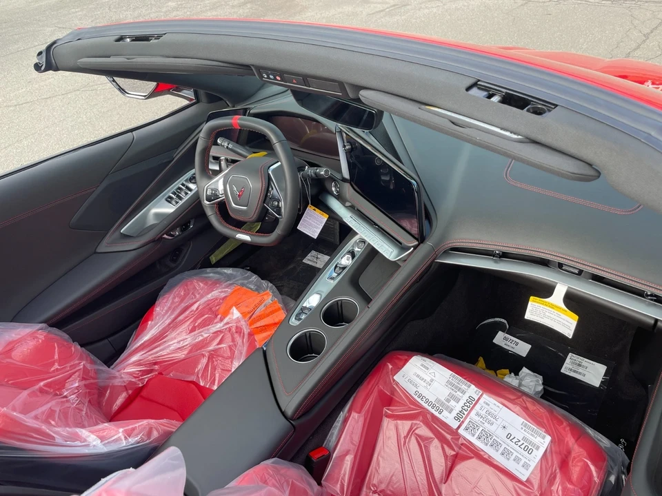 2026 Chevrolet Corvette C8 Z06 - Image 15 of 21