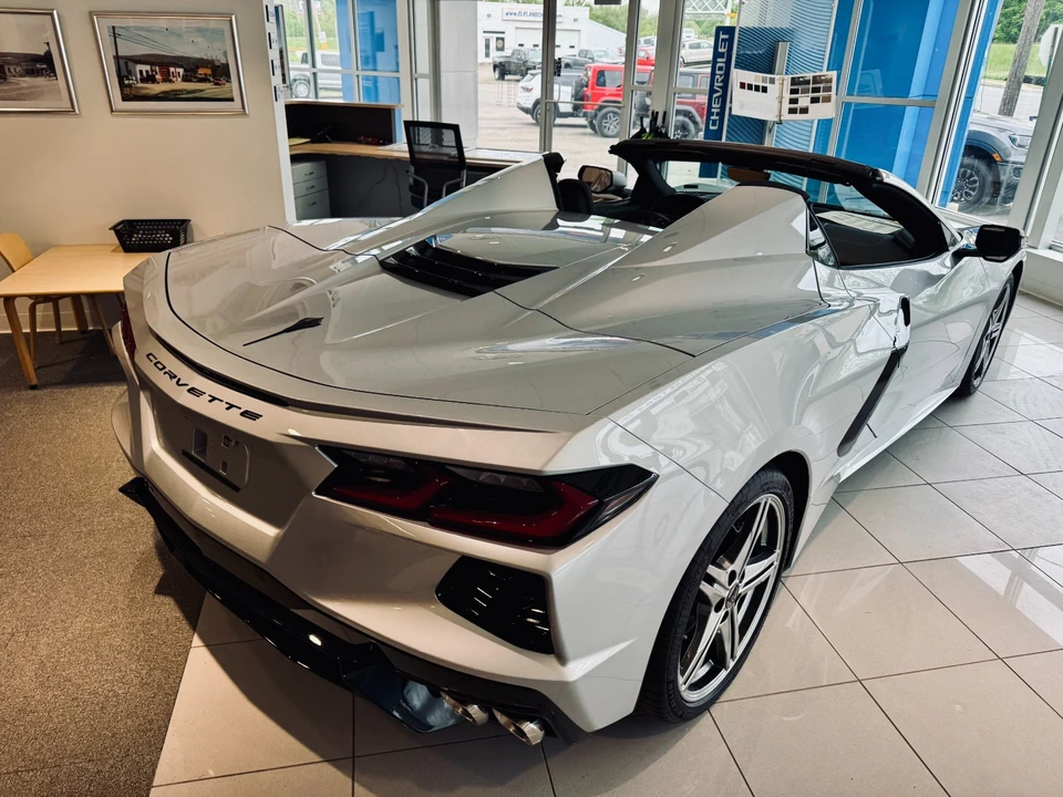 2026 Chevrolet Corvette C8 - Image 19 of 24