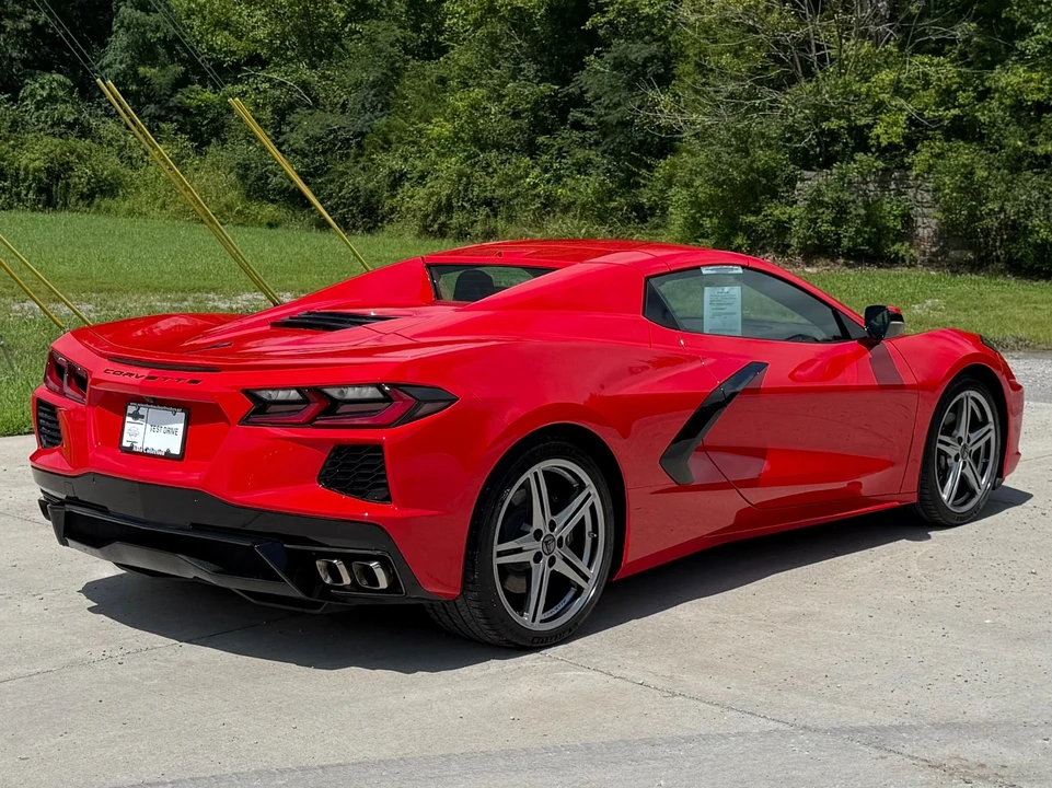 2026 Chevrolet Corvette C8 - Image 16 of 31