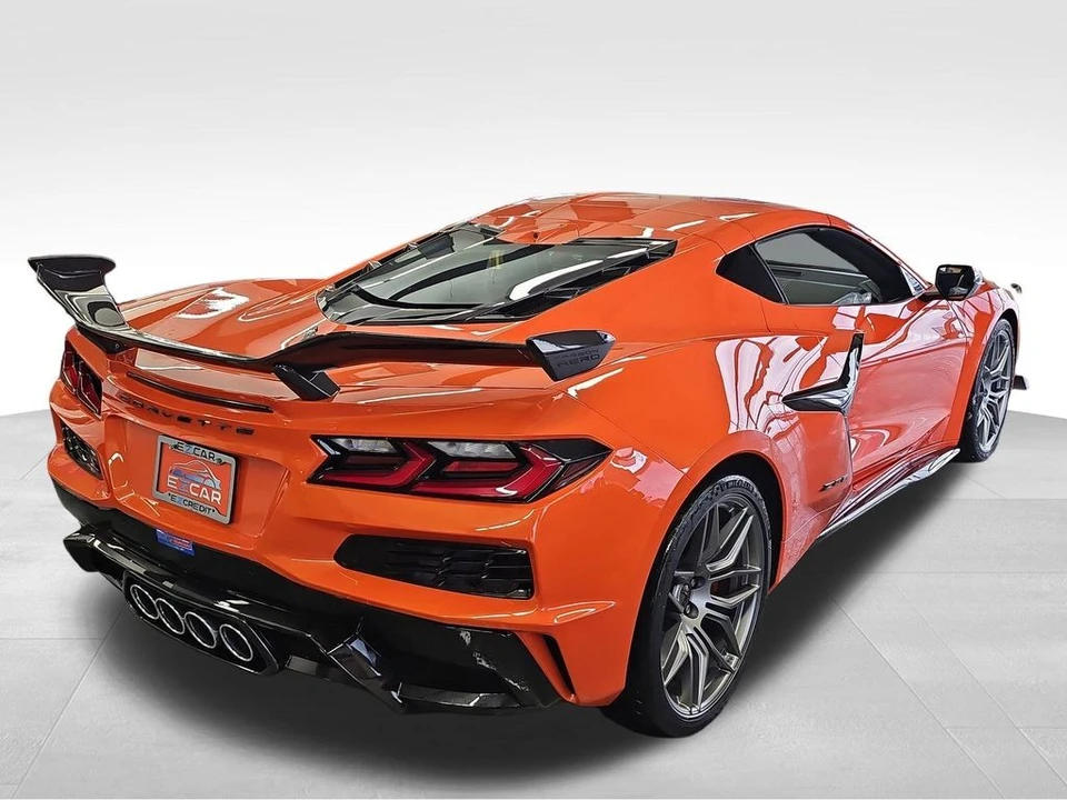 2026 Chevrolet Corvette C8 Z06 - Image 13 of 21