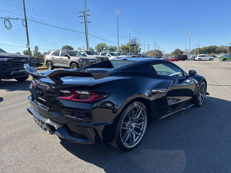 2026 Chevrolet Corvette C8 Z06 - Image 5 of 12