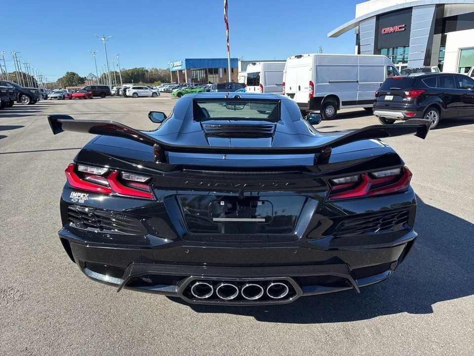 2026 Chevrolet Corvette C8 Z06 - Image 4 of 12