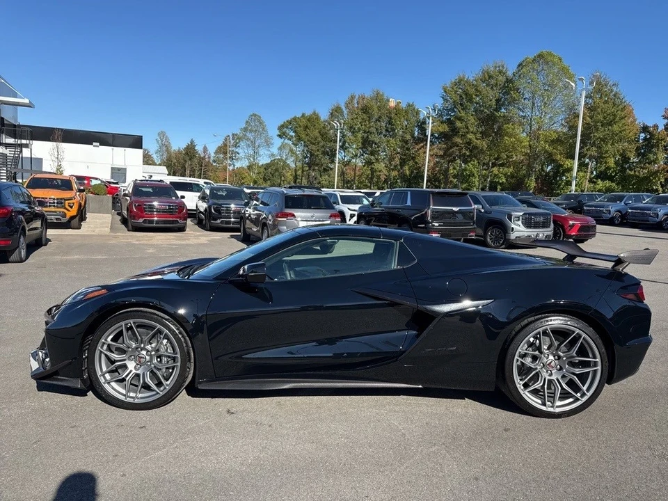 2026 Chevrolet Corvette C8 Z06 - Image 2 of 12