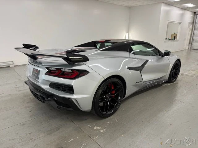 2026 Chevrolet Corvette C8 Z06 - Image 6 of 12