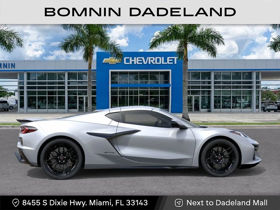 2026 Chevrolet Corvette C8 Z06 - Image 6 of 31
