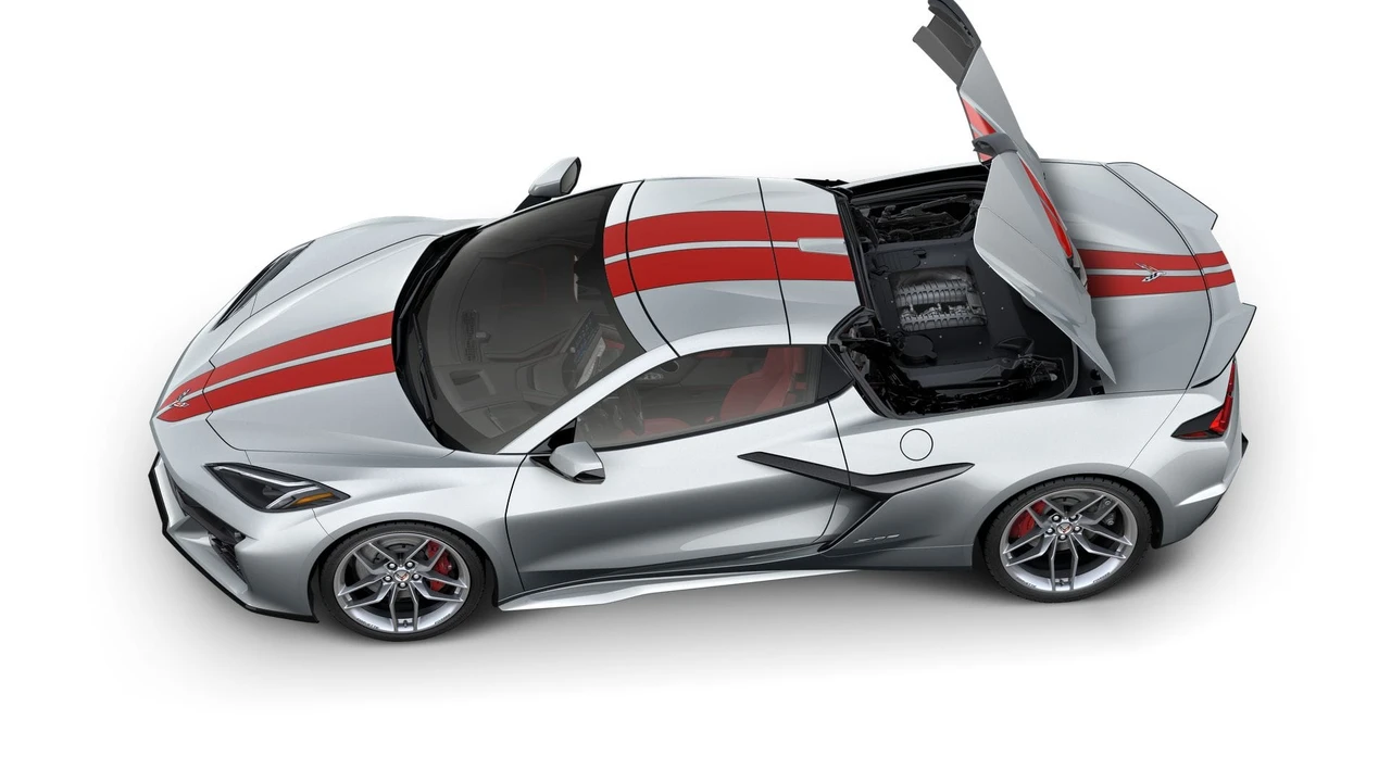 2026 Chevrolet Corvette C8 Z06 - Image 7 of 11