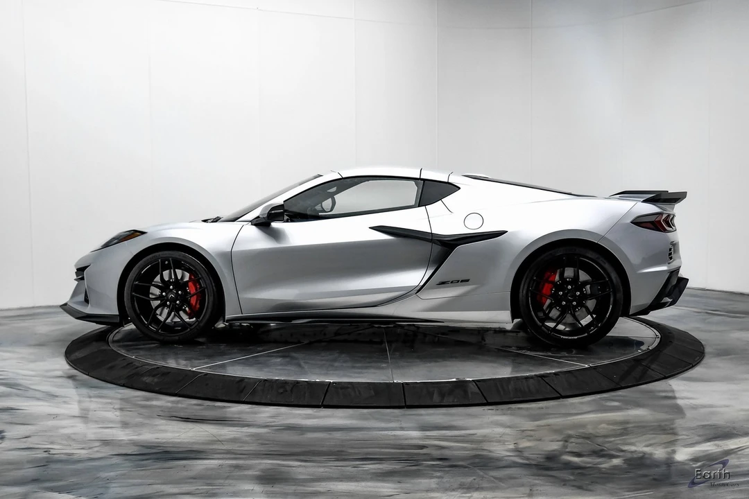 2026 Chevrolet Corvette C8 Z06 - Image 6 of 12
