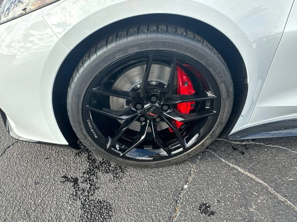 2026 Chevrolet Corvette C8 Z06 - Image 12 of 31