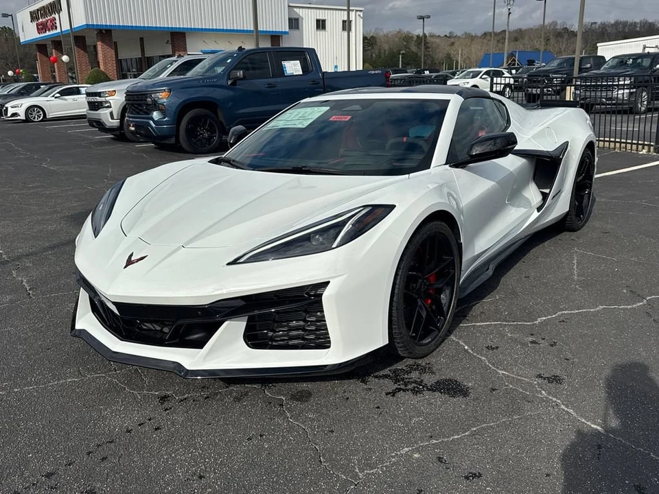 2026 Chevrolet Corvette C8 Z06 - Image 2 of 31