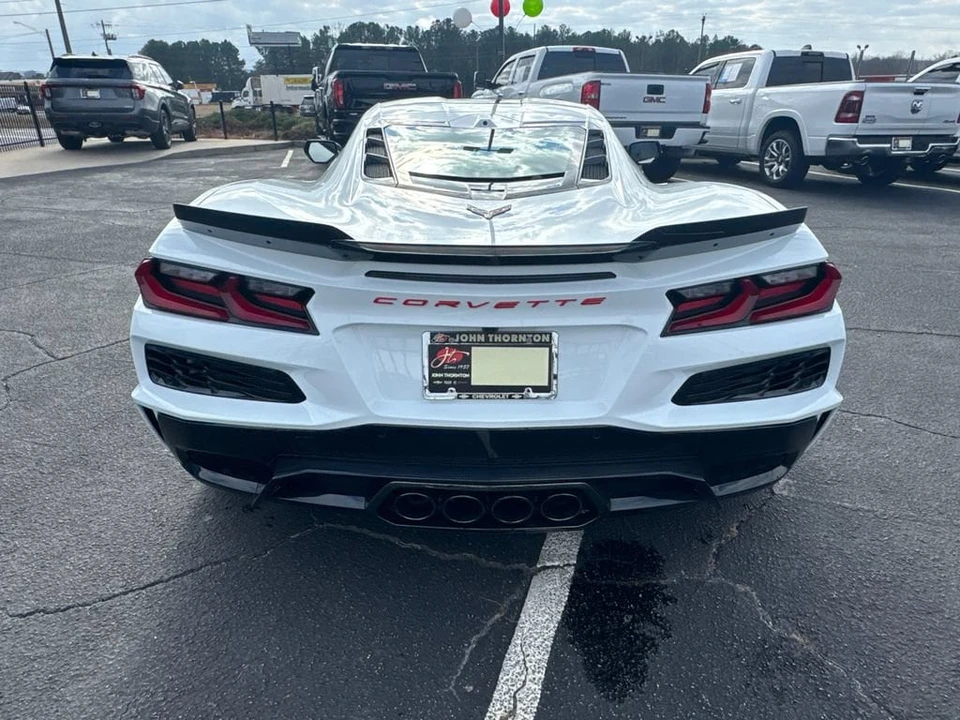 2026 Chevrolet Corvette C8 Z06 - Image 7 of 31