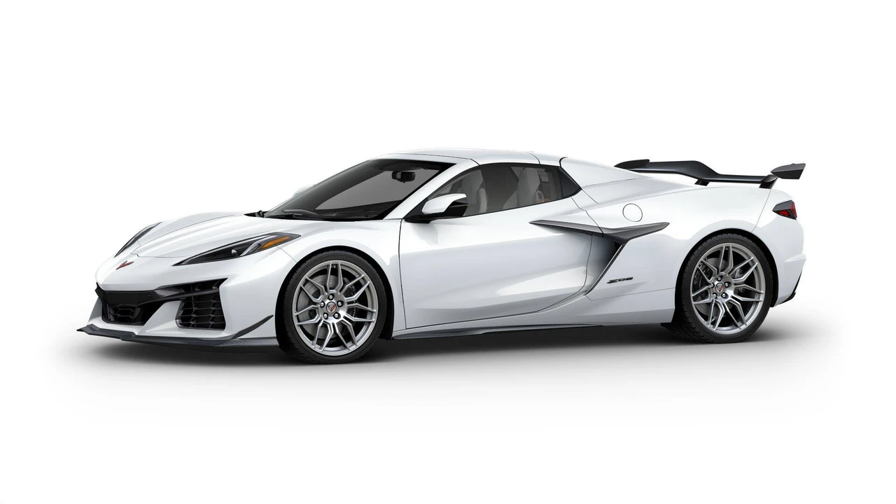 2026 Chevrolet Corvette C8 Z06 - Image 2 of 11