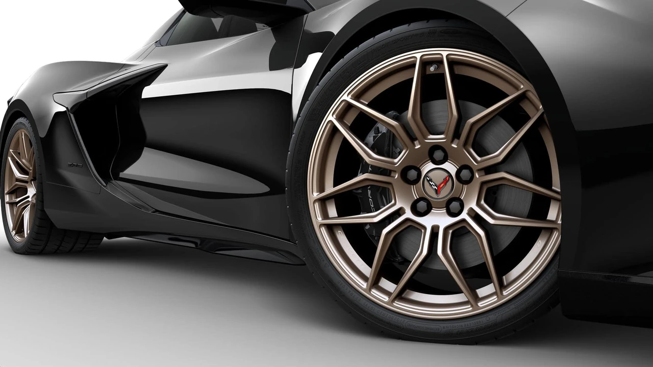 2026 Chevrolet Corvette C8 Z06 - Image 7 of 12