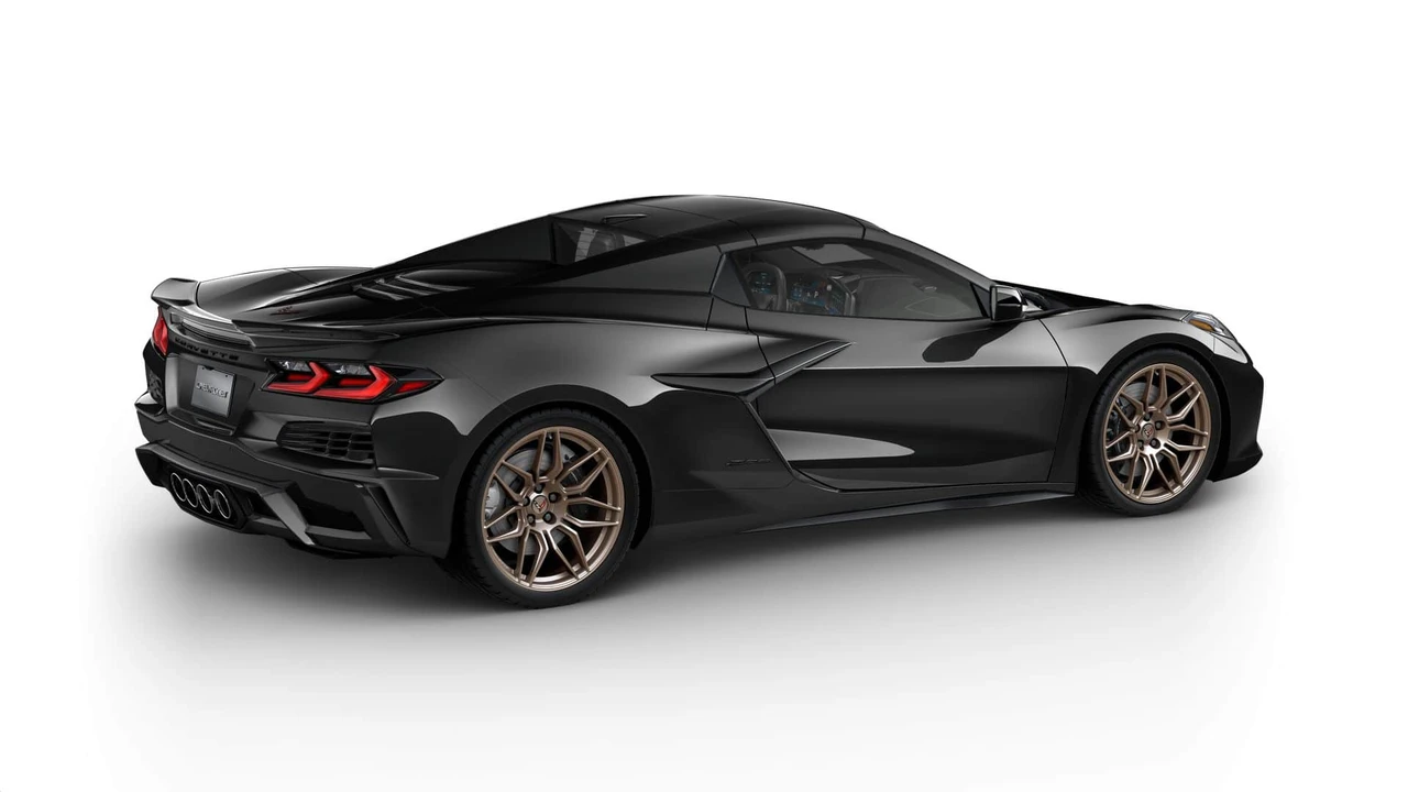 2026 Chevrolet Corvette C8 Z06 - Image 5 of 12
