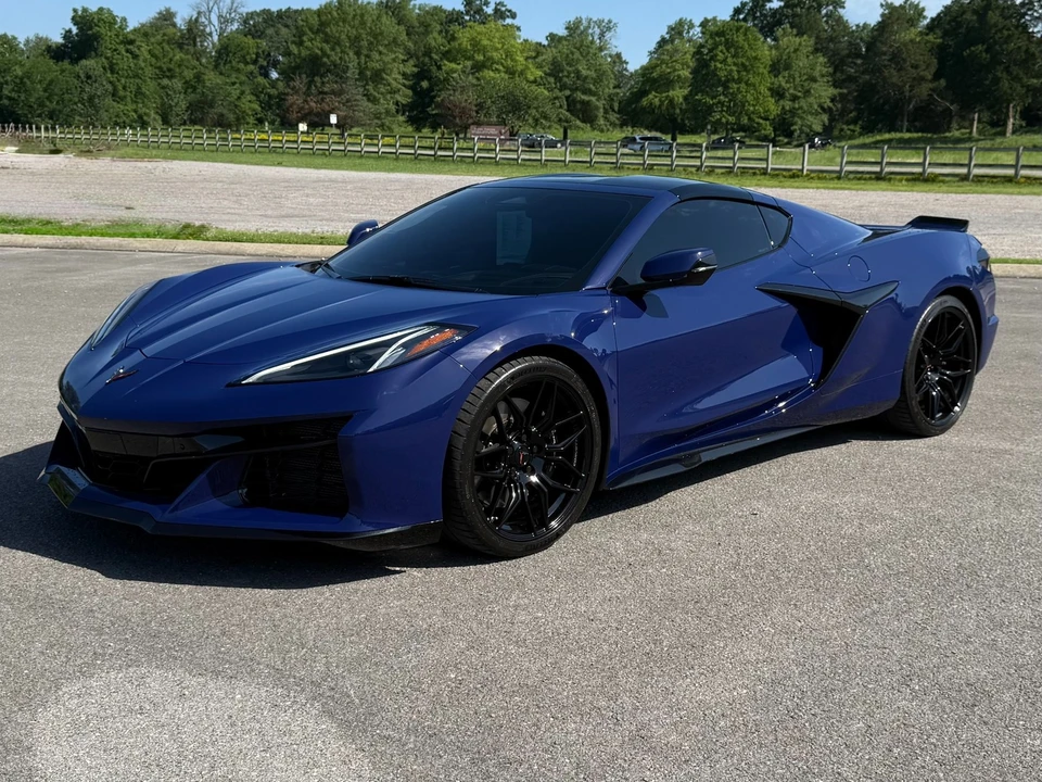 2026 Chevrolet Corvette C8 Z06 - Image 2 of 31