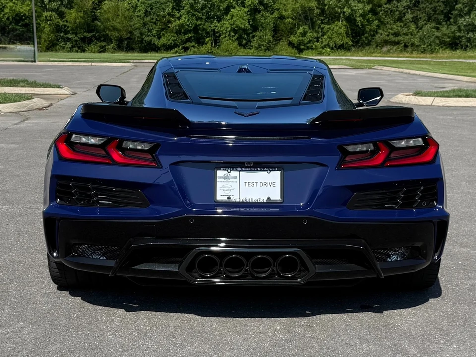 2026 Chevrolet Corvette C8 Z06 - Image 5 of 31