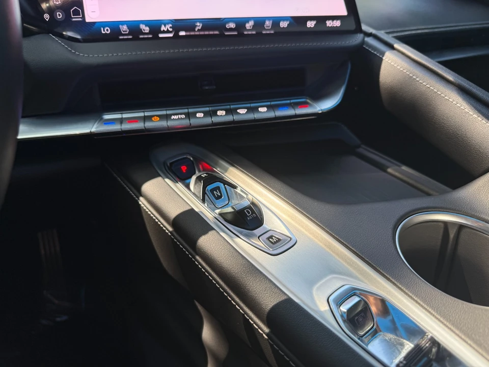 2026 Chevrolet Corvette C8 Z06 - Image 16 of 31