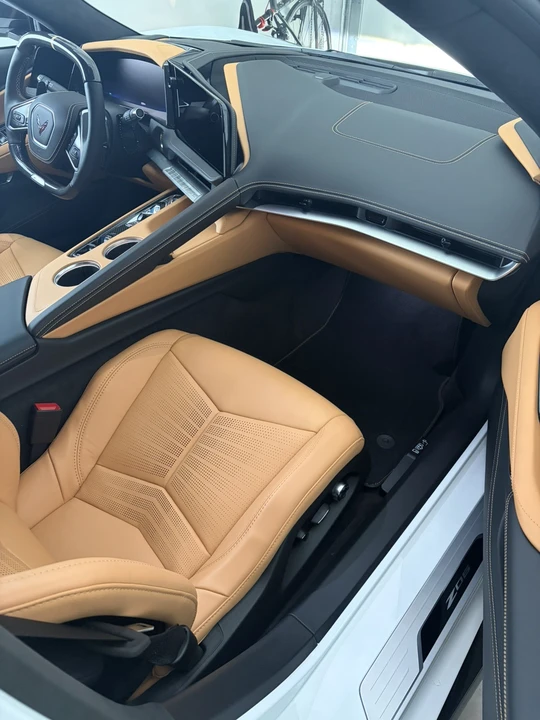 2026 Chevrolet Corvette C8 Z06 - Image 18 of 28