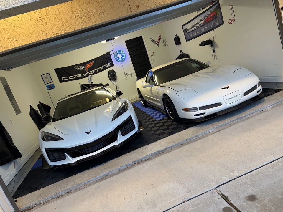 2026 Chevrolet Corvette C8 Z06 - Image 2 of 28