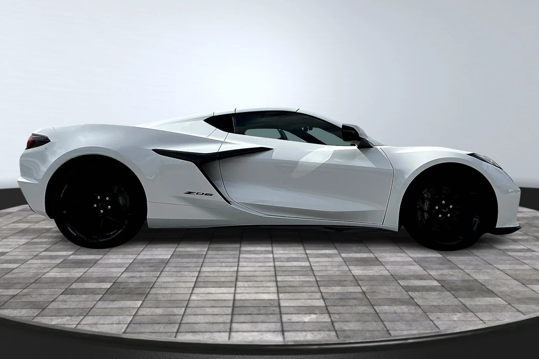 2026 Chevrolet Corvette C8 Z06 - Image 4 of 21